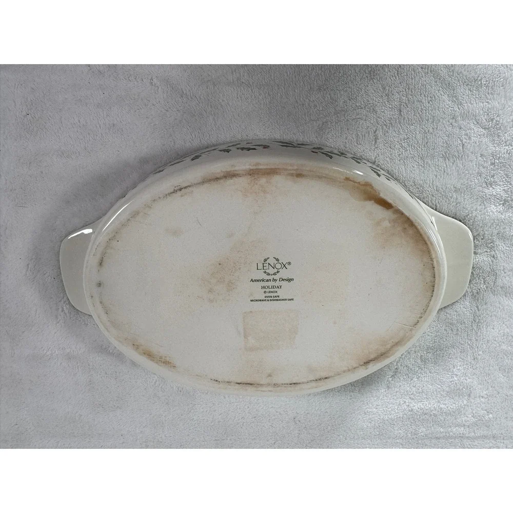 Lenox Holiday Oval Baker Christmas Holly Berry Stoneware Serving Dish 12.5 Inch